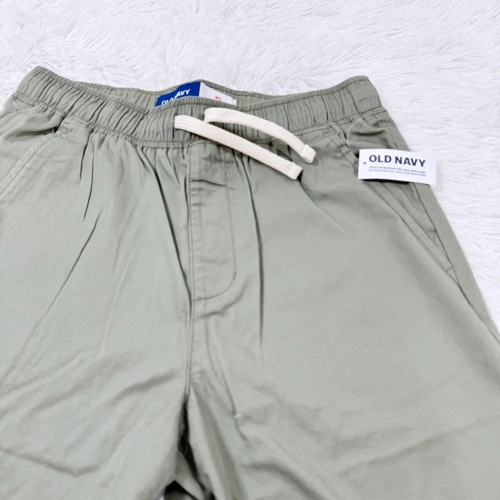 Old Navy‎ NWT boy's Khaki Shorts adjustable waist